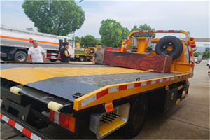 营口附近拖车电话号码服务